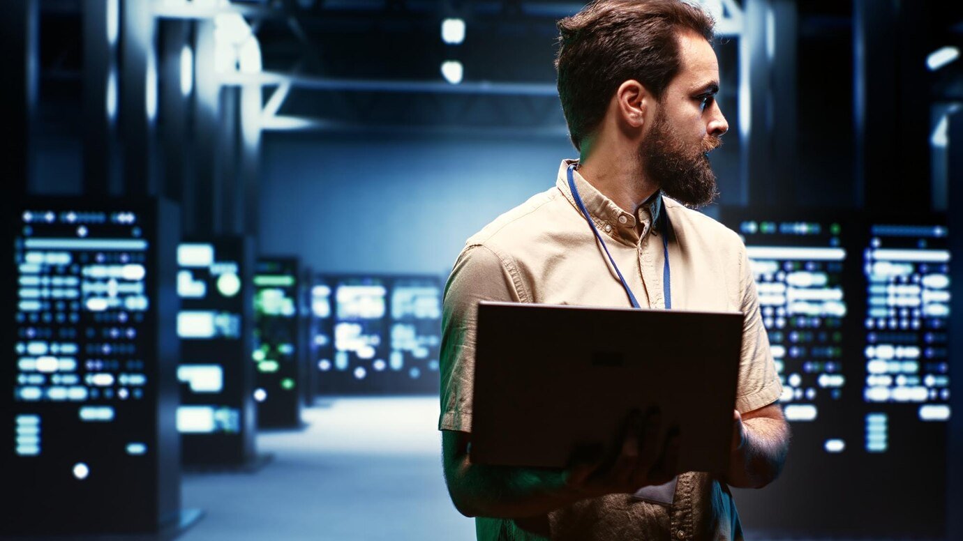 supervisor-overseeing-server-hub